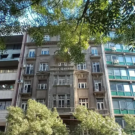 Authentic Centre - 4 In One Space, With Patios In Courtyard For Smokers Lägenhet Belgrad